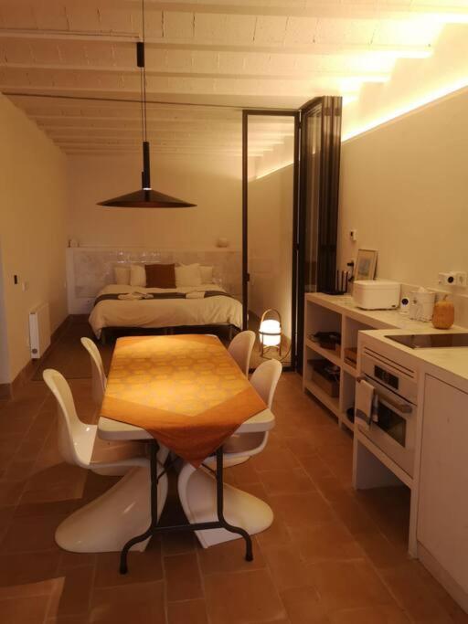 Romantic Stay In Grand Setting Alella Buitenkant foto