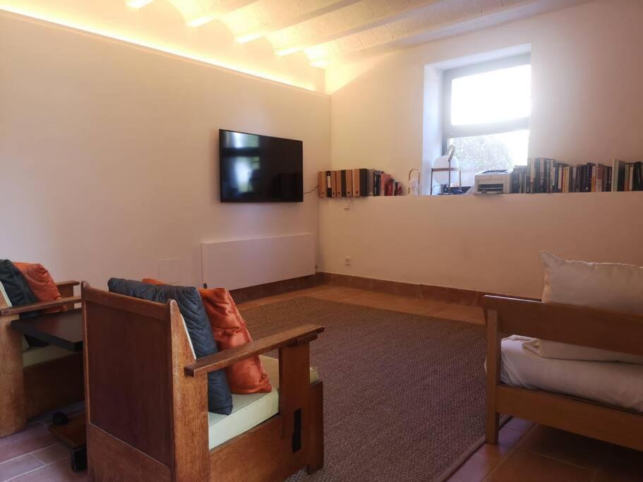 Romantic Stay In Grand Setting Alella Buitenkant foto