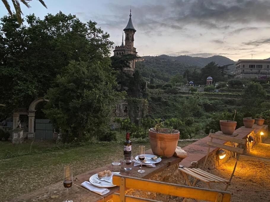 Romantic Stay In Grand Setting Alella Buitenkant foto